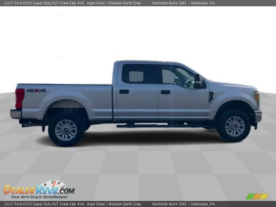 2017 Ford F250 Super Duty XLT Crew Cab 4x4 Ingot Silver / Medium Earth Gray Photo #9