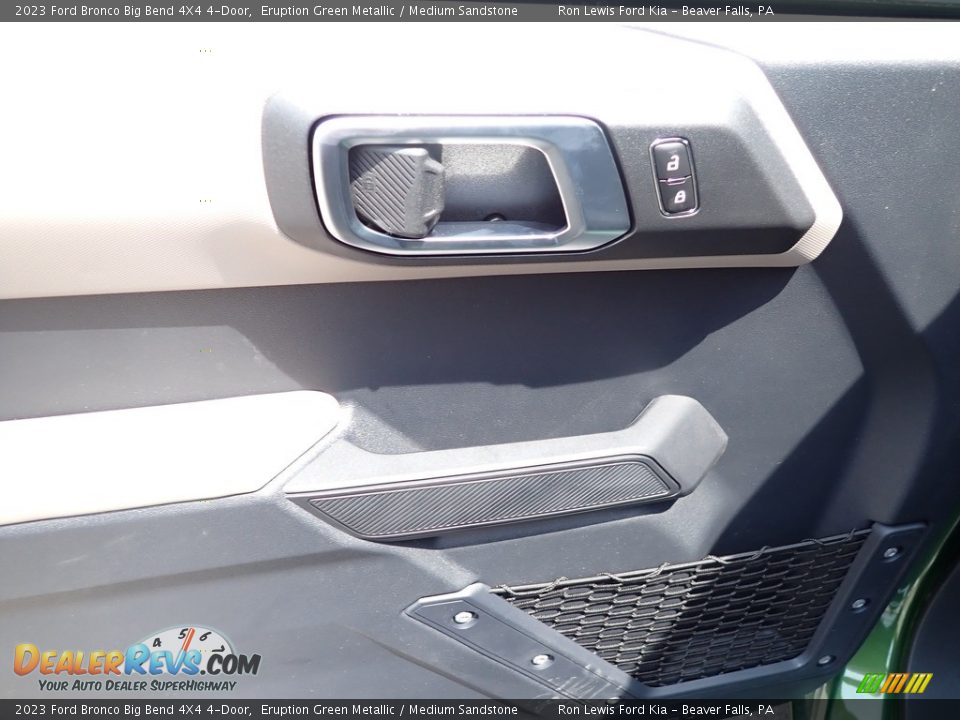 2023 Ford Bronco Big Bend 4X4 4-Door Eruption Green Metallic / Medium Sandstone Photo #15