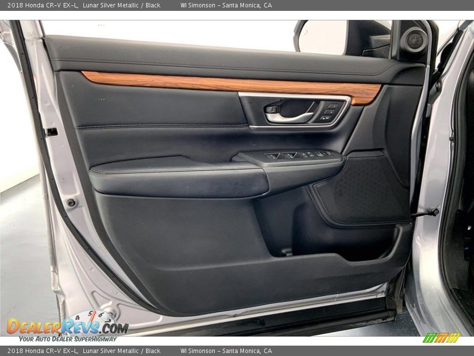 Door Panel of 2018 Honda CR-V EX-L Photo #26