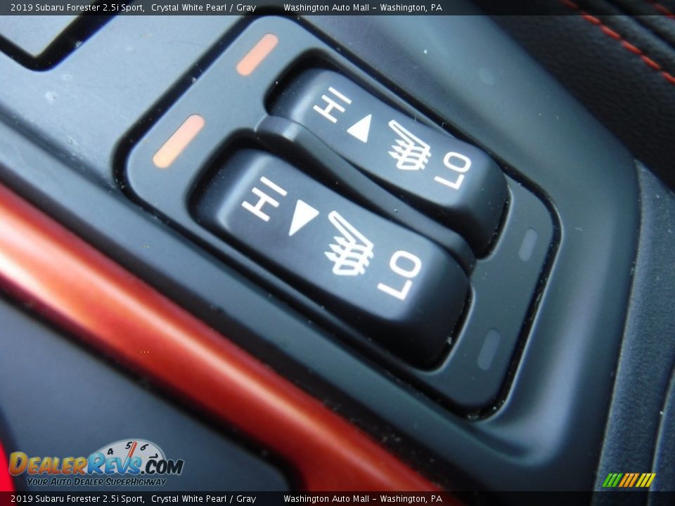 Controls of 2019 Subaru Forester 2.5i Sport Photo #28