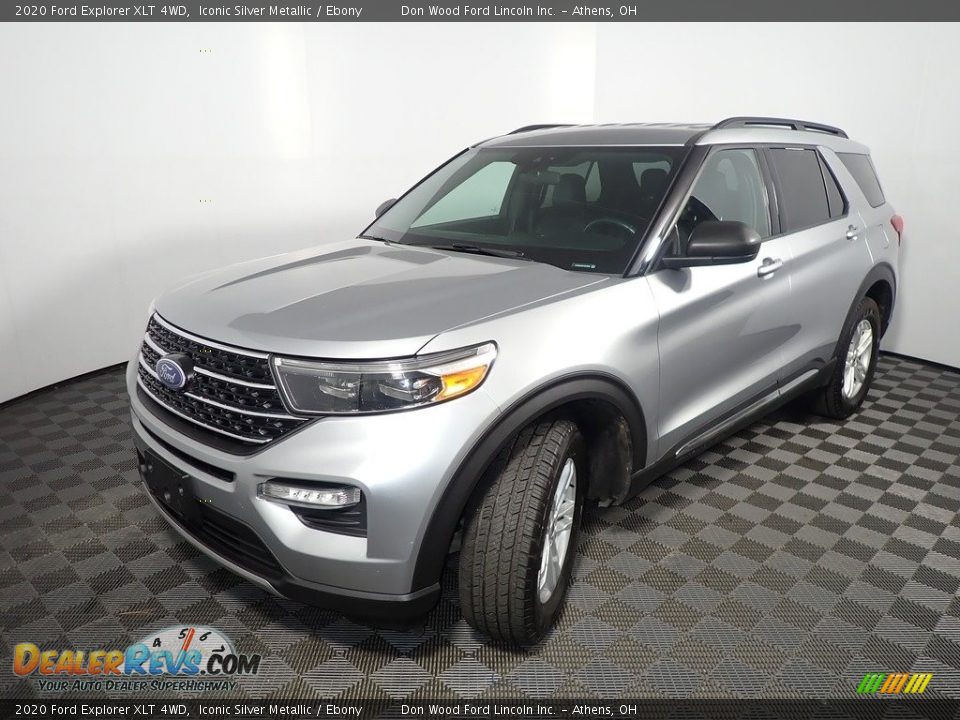 2020 Ford Explorer XLT 4WD Iconic Silver Metallic / Ebony Photo #9