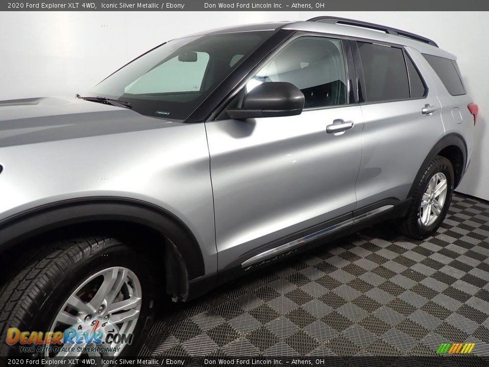 2020 Ford Explorer XLT 4WD Iconic Silver Metallic / Ebony Photo #10