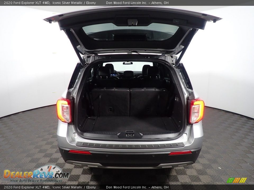 2020 Ford Explorer XLT 4WD Iconic Silver Metallic / Ebony Photo #14