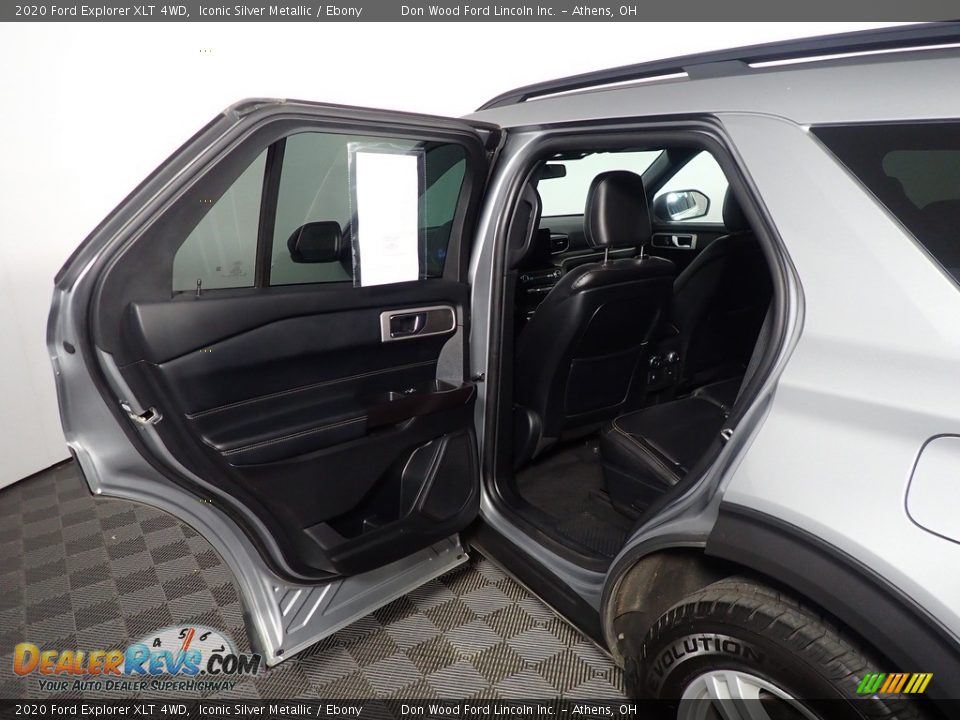 2020 Ford Explorer XLT 4WD Iconic Silver Metallic / Ebony Photo #34