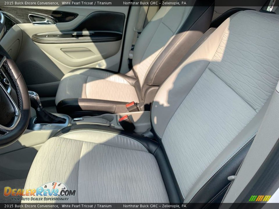 2015 Buick Encore Convenience White Pearl Tricoat / Titanium Photo #18