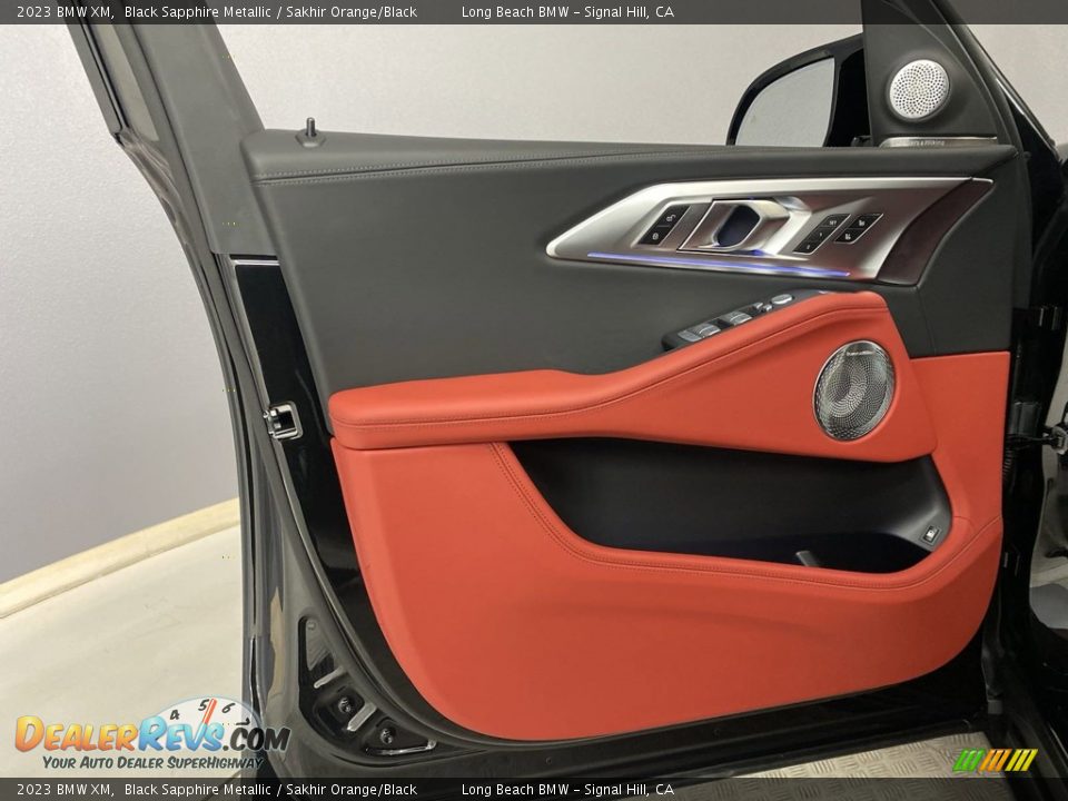 Door Panel of 2023 BMW XM  Photo #10