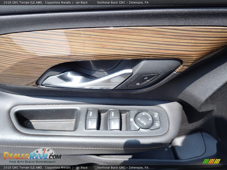 Door Panel of 2018 GMC Terrain SLE AWD Photo #22