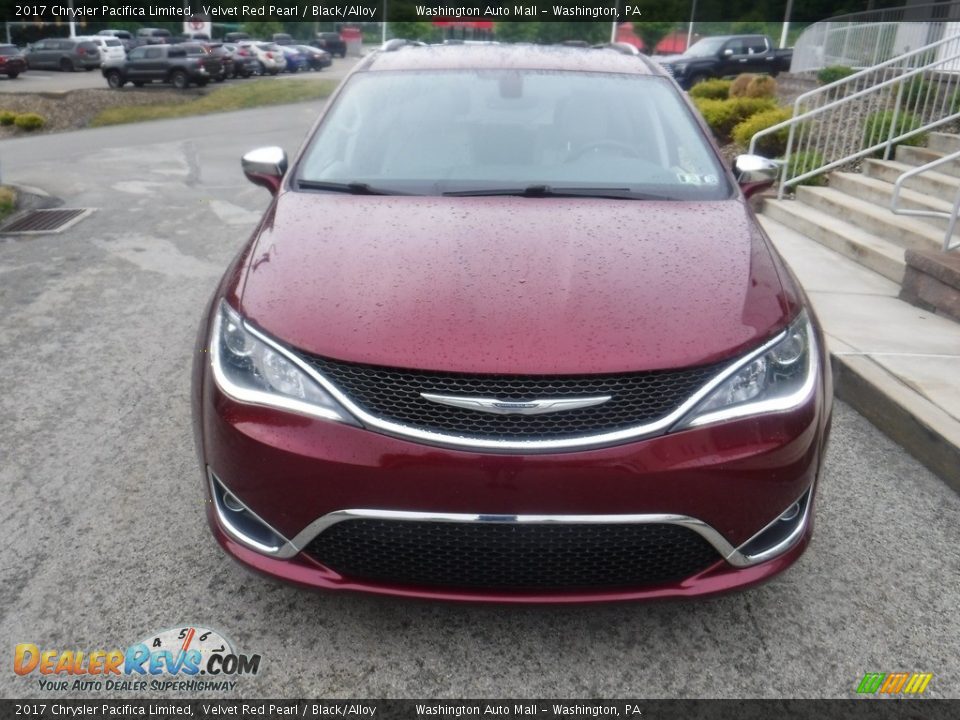 2017 Chrysler Pacifica Limited Velvet Red Pearl / Black/Alloy Photo #14