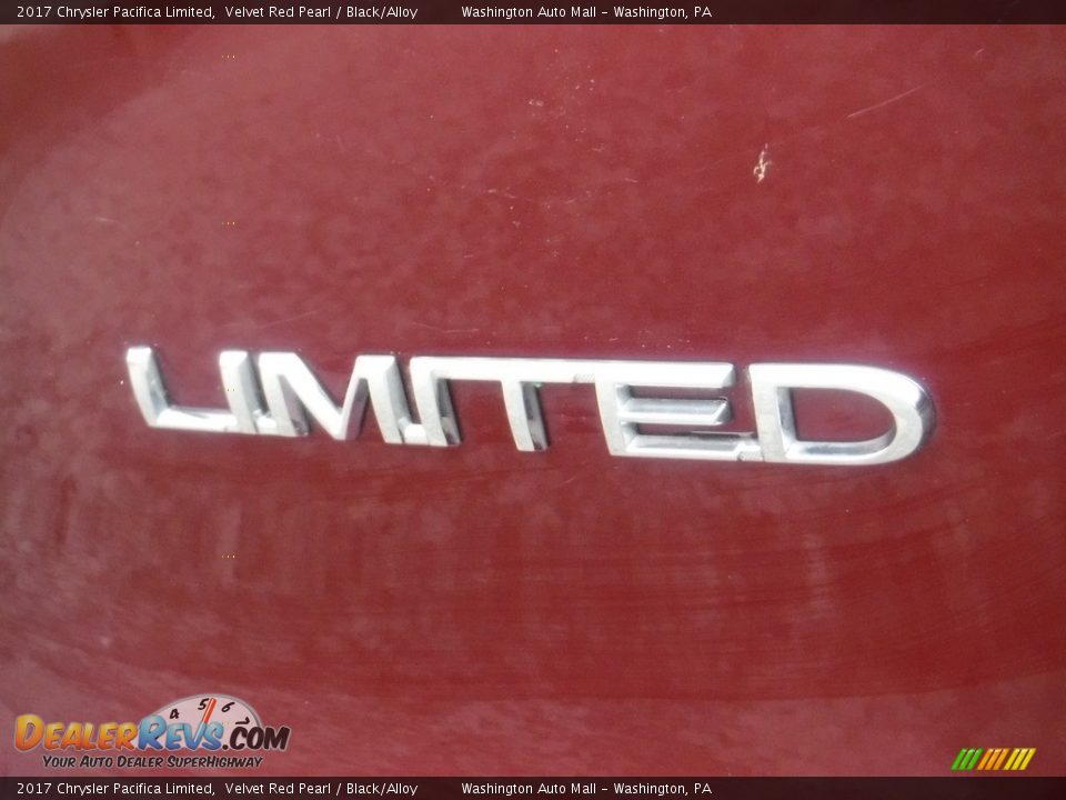 2017 Chrysler Pacifica Limited Velvet Red Pearl / Black/Alloy Photo #20
