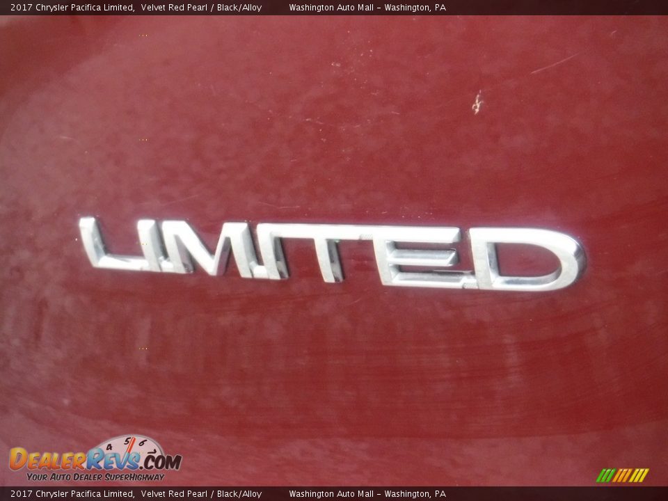 2017 Chrysler Pacifica Limited Velvet Red Pearl / Black/Alloy Photo #20