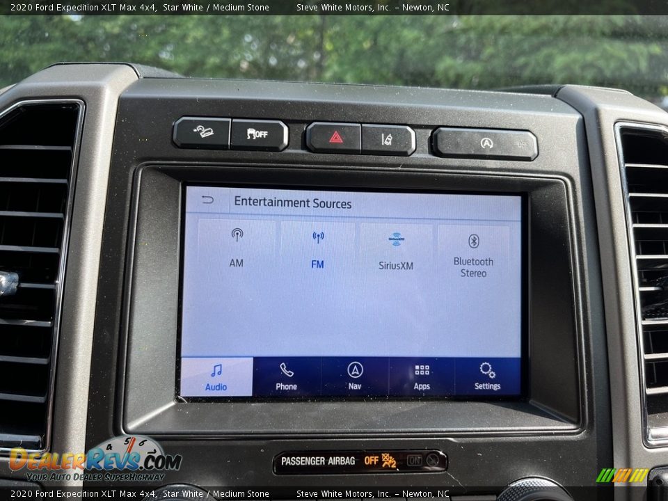 Controls of 2020 Ford Expedition XLT Max 4x4 Photo #22