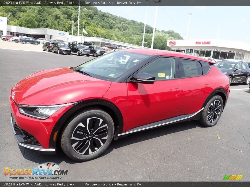 Front 3/4 View of 2023 Kia EV6 Wind AWD Photo #4