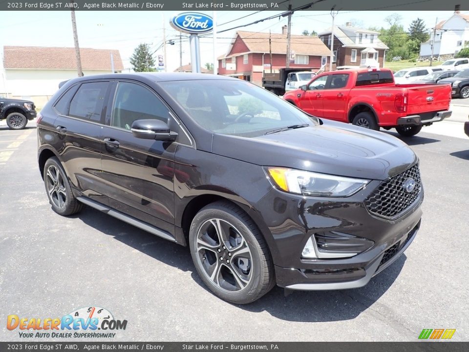 Front 3/4 View of 2023 Ford Edge ST AWD Photo #7