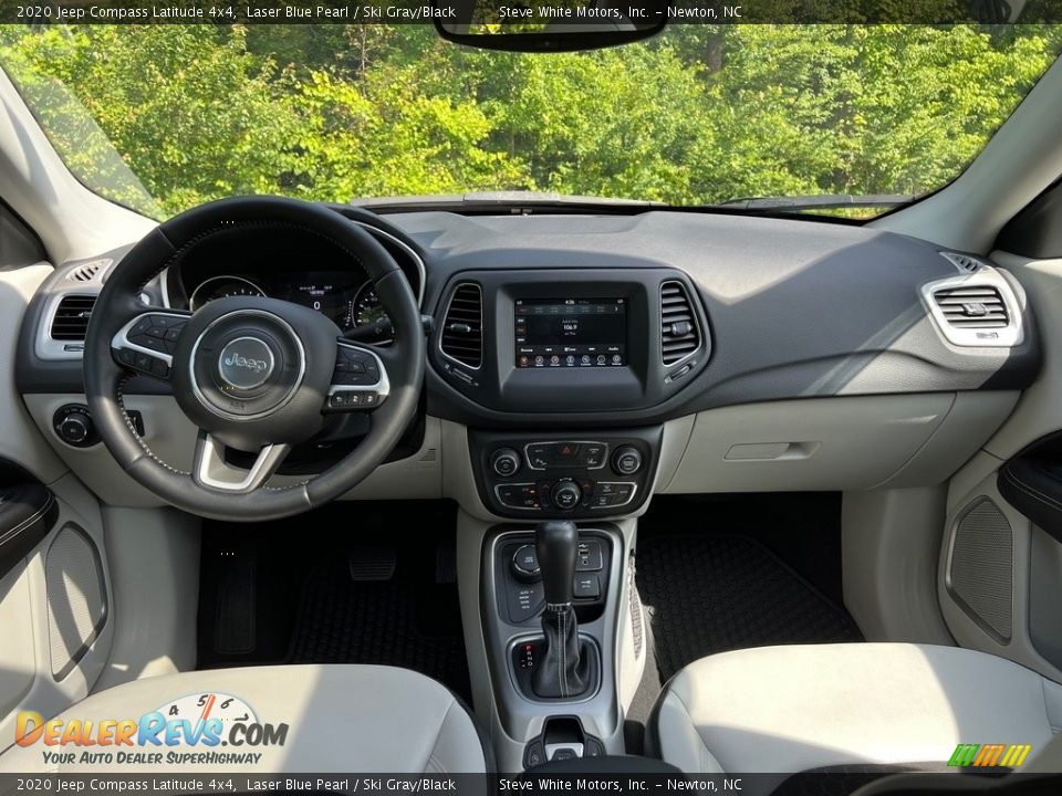Dashboard of 2020 Jeep Compass Latitude 4x4 Photo #19
