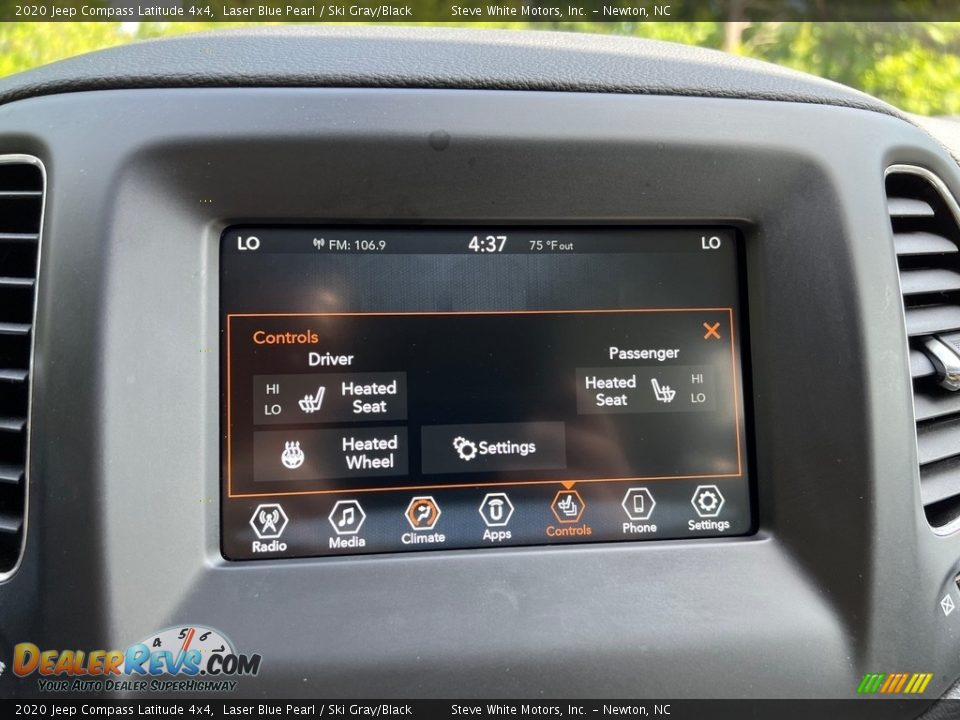 Controls of 2020 Jeep Compass Latitude 4x4 Photo #23