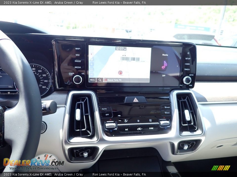 2023 Kia Sorento X-Line EX AWD Aruba Green / Gray Photo #15