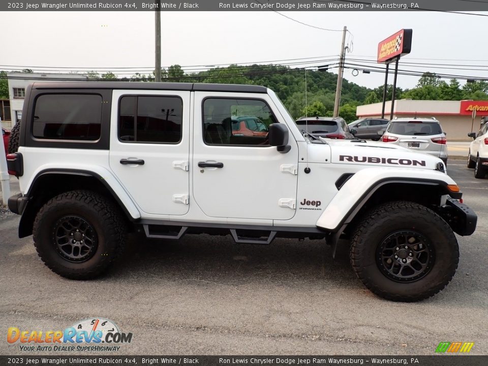 2023 Jeep Wrangler Unlimited Rubicon 4x4 Bright White / Black Photo #7