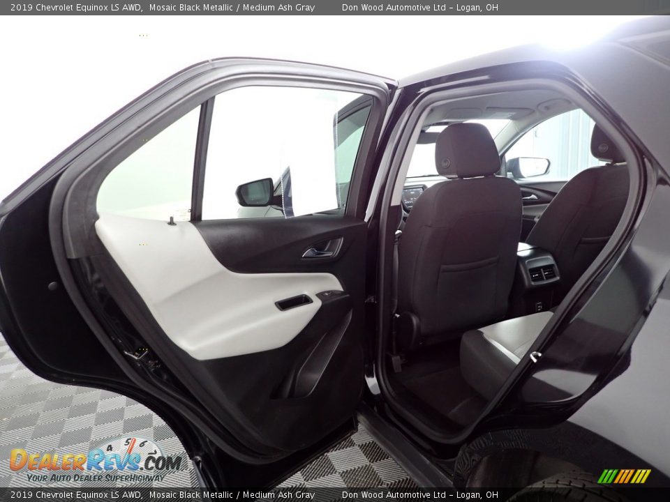 2019 Chevrolet Equinox LS AWD Mosaic Black Metallic / Medium Ash Gray Photo #21