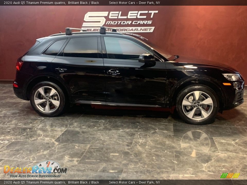 2020 Audi Q5 Titanium Premium quattro Brilliant Black / Black Photo #4