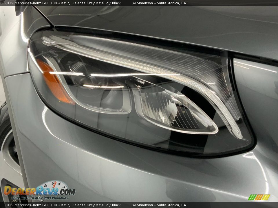 2019 Mercedes-Benz GLC 300 4Matic Selenite Grey Metallic / Black Photo #4