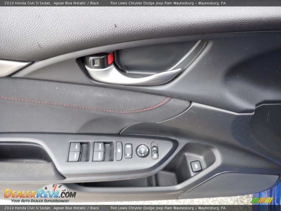 Door Panel of 2019 Honda Civic Si Sedan Photo #14