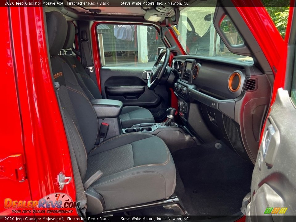 2020 Jeep Gladiator Mojave 4x4 Firecracker Red / Black Photo #20