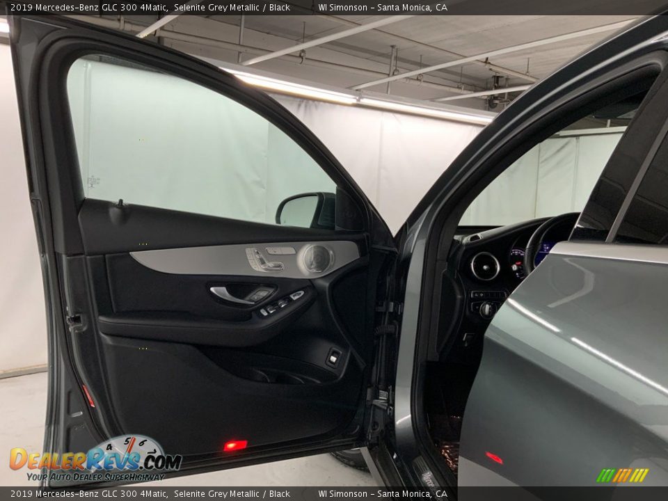 2019 Mercedes-Benz GLC 300 4Matic Selenite Grey Metallic / Black Photo #20