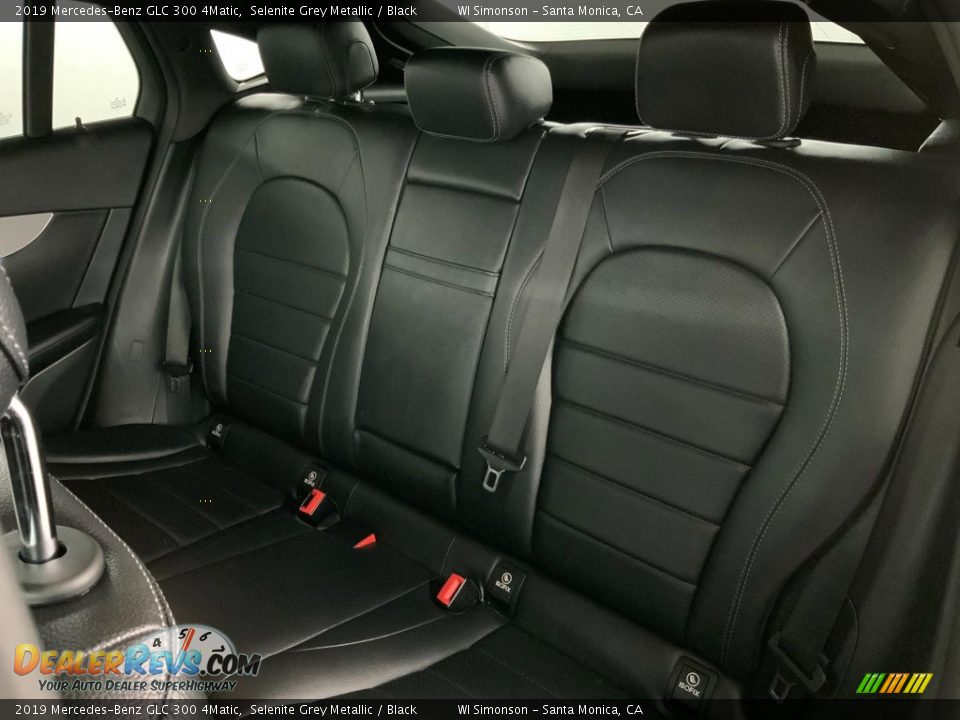 2019 Mercedes-Benz GLC 300 4Matic Selenite Grey Metallic / Black Photo #36