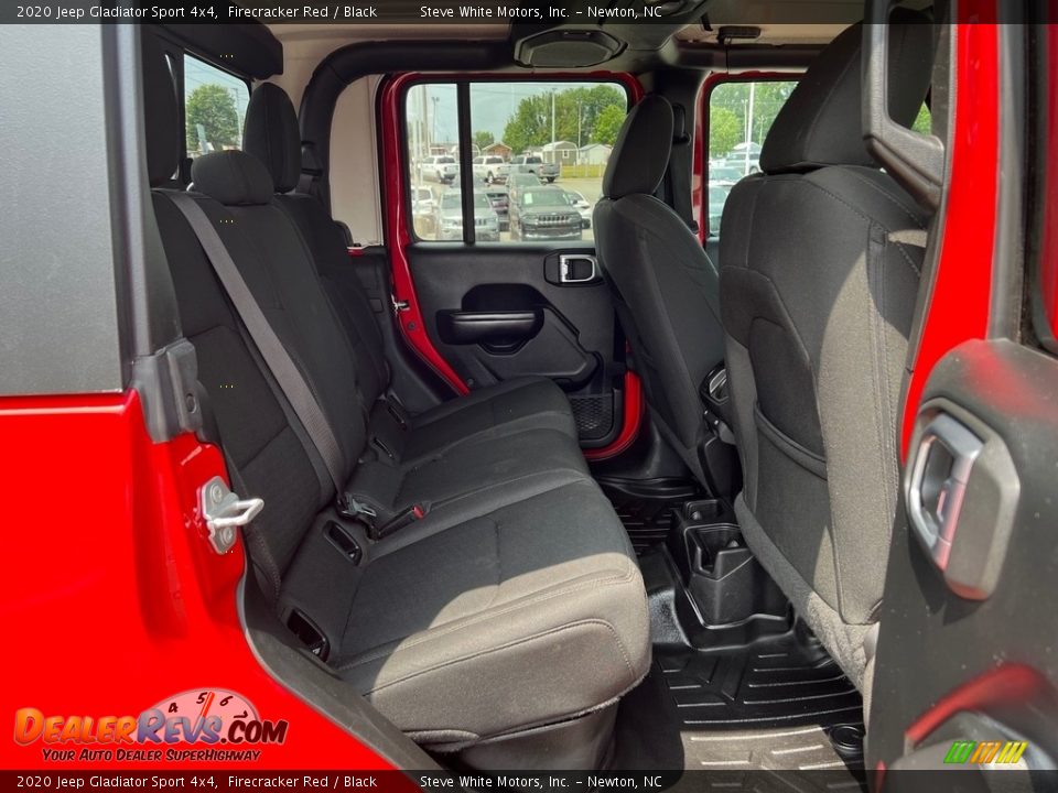 2020 Jeep Gladiator Sport 4x4 Firecracker Red / Black Photo #21