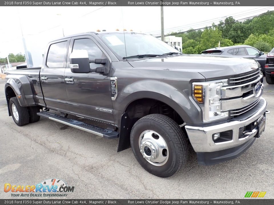 Front 3/4 View of 2018 Ford F350 Super Duty Lariat Crew Cab 4x4 Photo #8