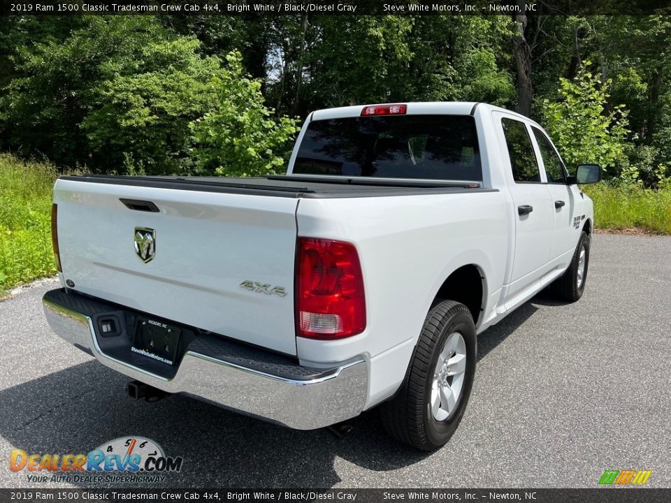 2019 Ram 1500 Classic Tradesman Crew Cab 4x4 Bright White / Black/Diesel Gray Photo #6