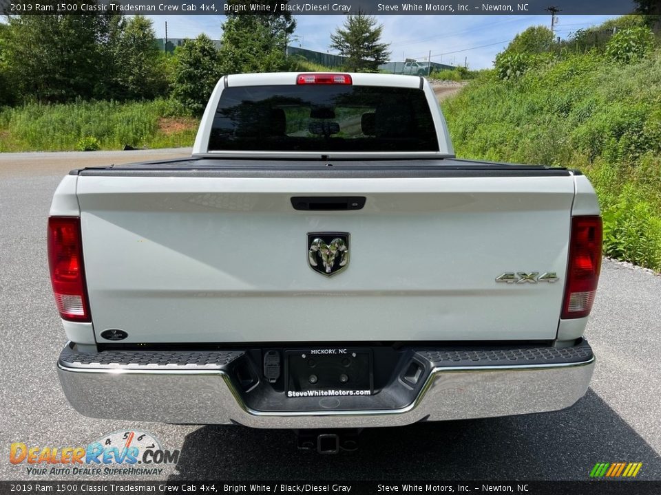 2019 Ram 1500 Classic Tradesman Crew Cab 4x4 Bright White / Black/Diesel Gray Photo #7