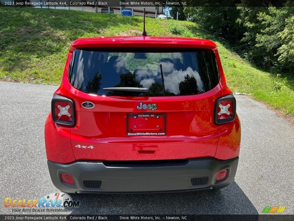 2023 Jeep Renegade Latitude 4x4 Colorado Red / Black Photo #7