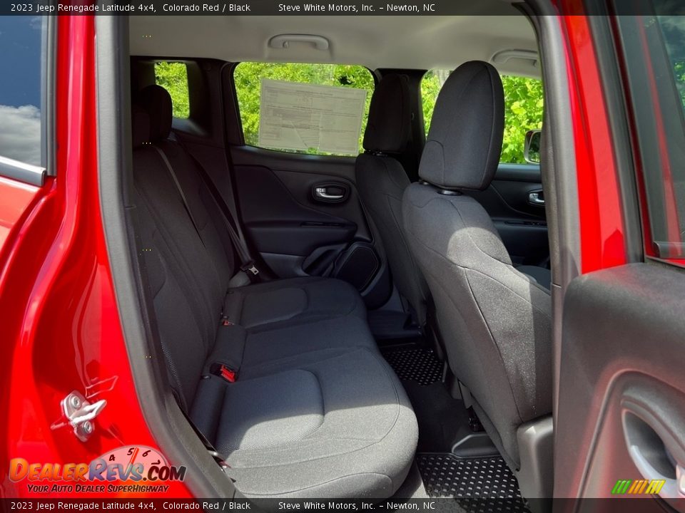 2023 Jeep Renegade Latitude 4x4 Colorado Red / Black Photo #15