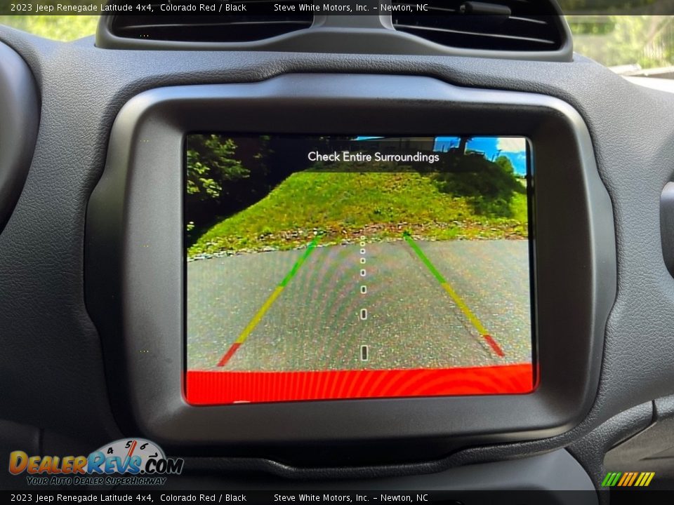 Controls of 2023 Jeep Renegade Latitude 4x4 Photo #24