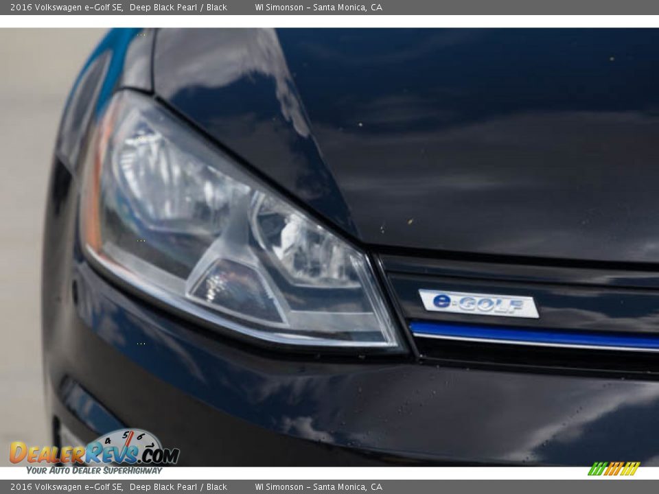 2016 Volkswagen e-Golf SE Deep Black Pearl / Black Photo #8