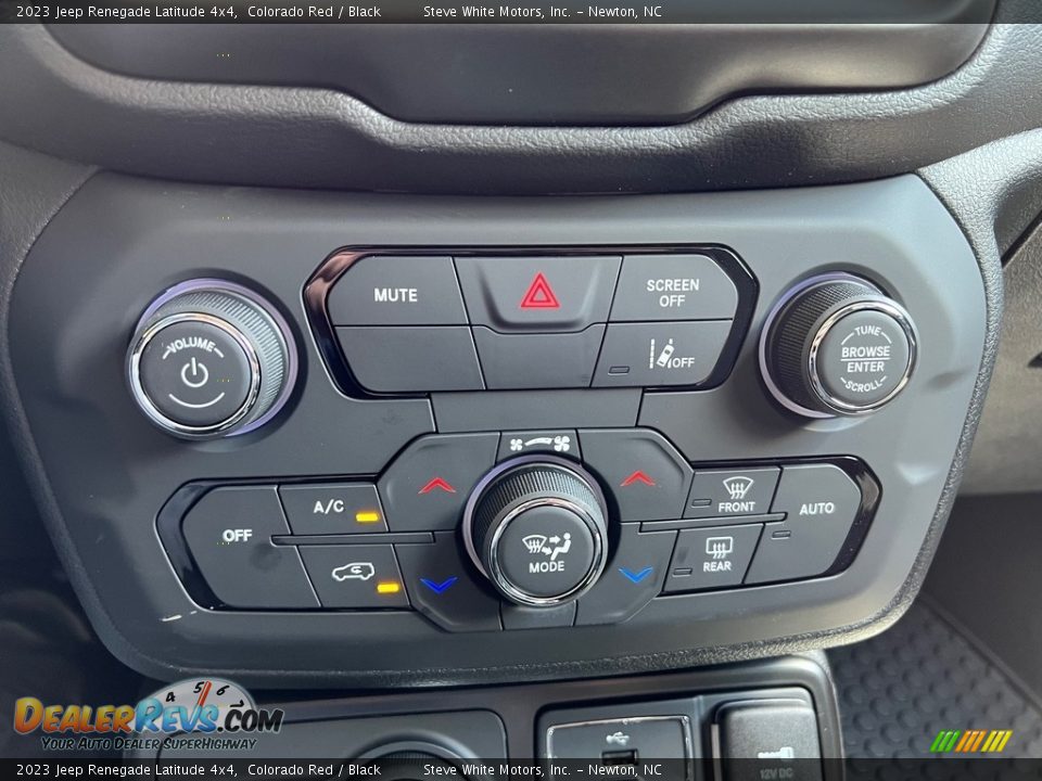 Controls of 2023 Jeep Renegade Latitude 4x4 Photo #25