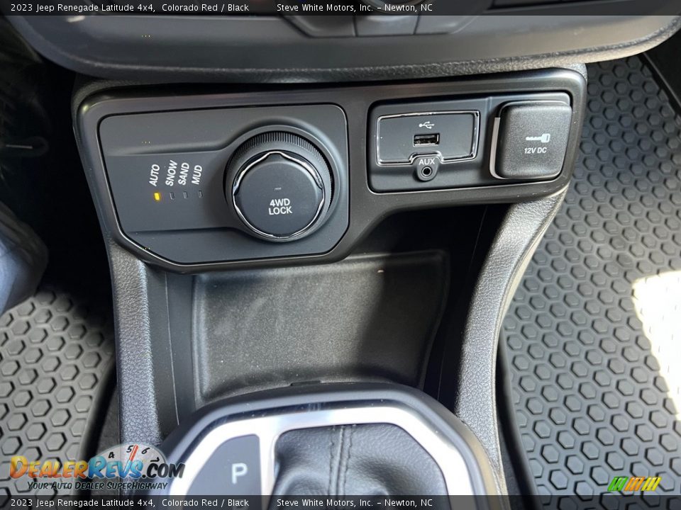 Controls of 2023 Jeep Renegade Latitude 4x4 Photo #26