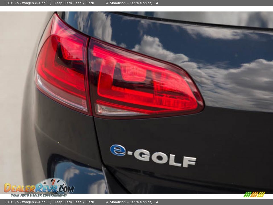 2016 Volkswagen e-Golf SE Logo Photo #12