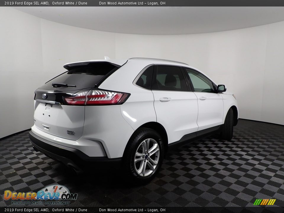 2019 Ford Edge SEL AWD Oxford White / Dune Photo #10