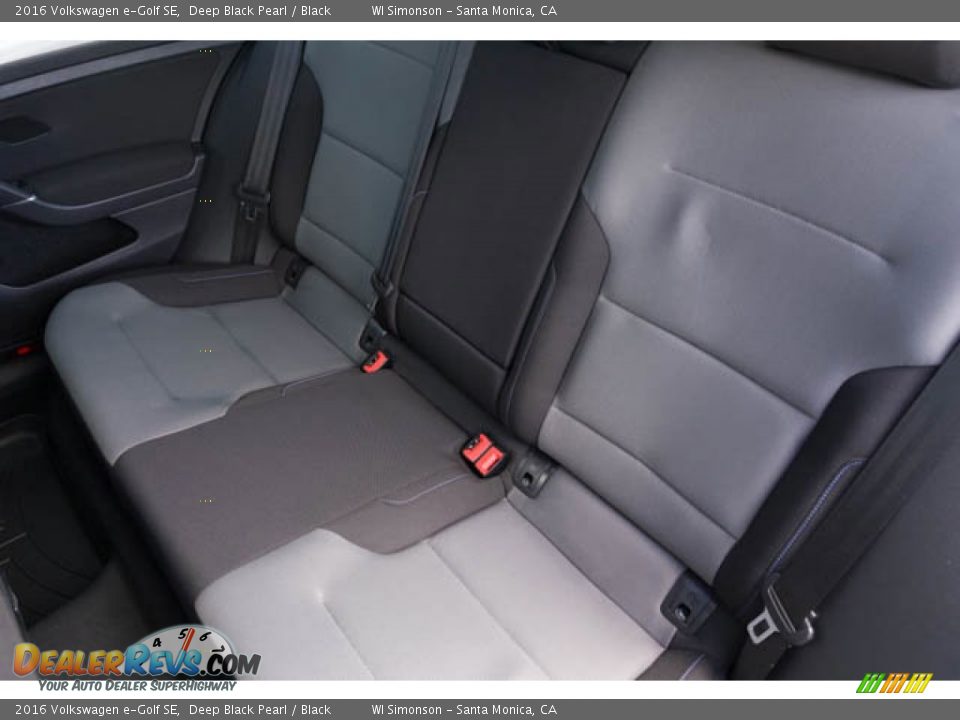 Rear Seat of 2016 Volkswagen e-Golf SE Photo #18