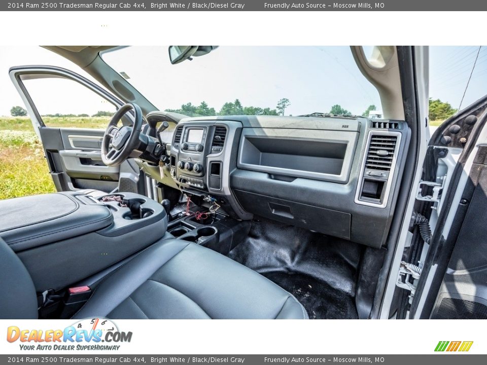 2014 Ram 2500 Tradesman Regular Cab 4x4 Bright White / Black/Diesel Gray Photo #11