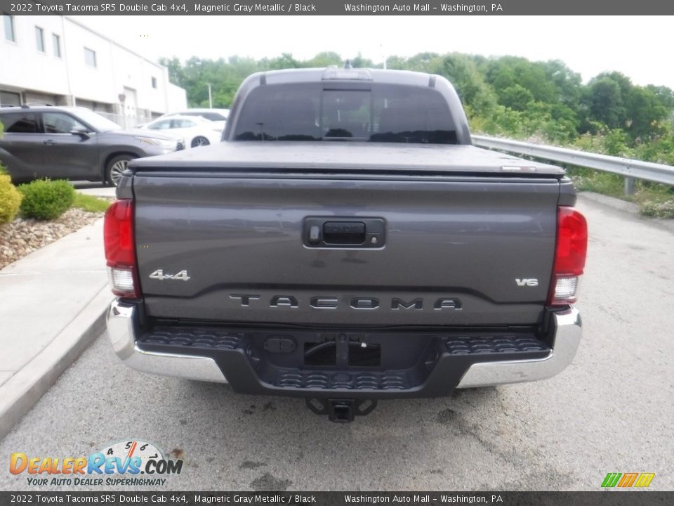 2022 Toyota Tacoma SR5 Double Cab 4x4 Magnetic Gray Metallic / Black Photo #19