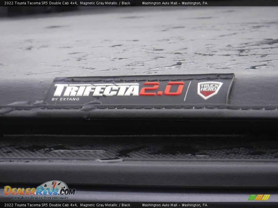 2022 Toyota Tacoma SR5 Double Cab 4x4 Magnetic Gray Metallic / Black Photo #22
