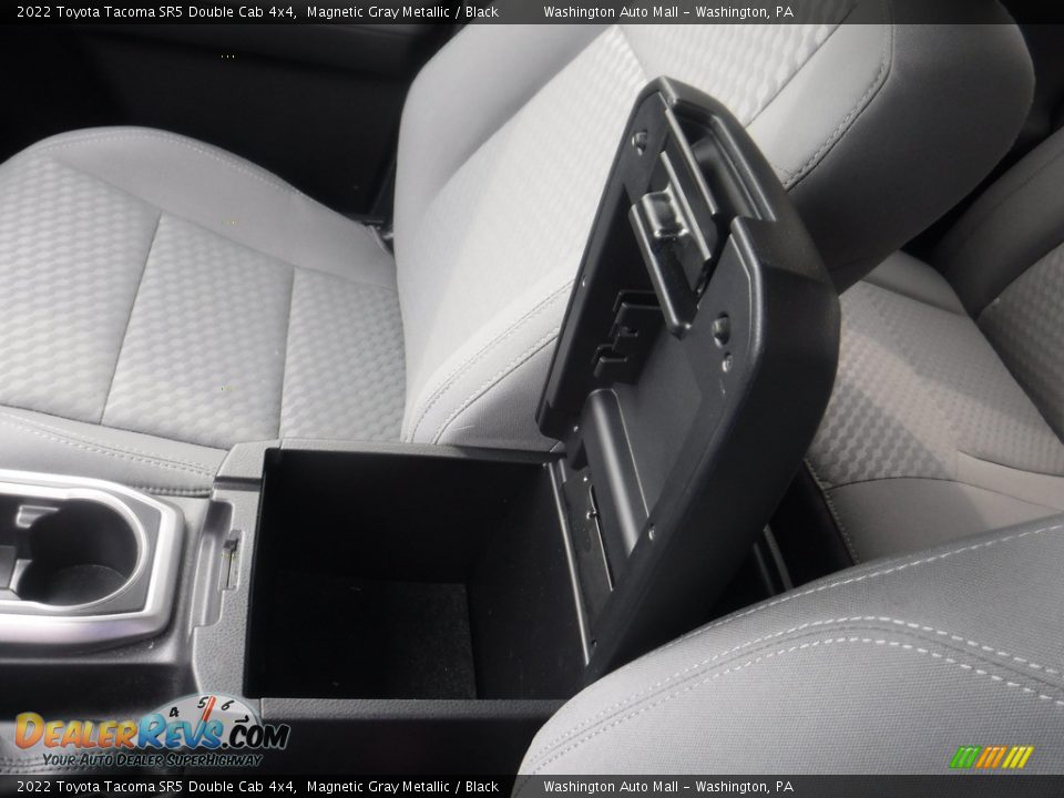 2022 Toyota Tacoma SR5 Double Cab 4x4 Magnetic Gray Metallic / Black Photo #34