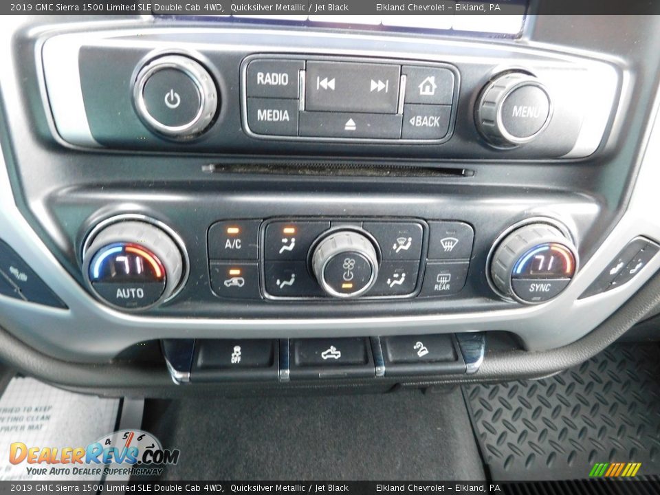 Controls of 2019 GMC Sierra 1500 Limited SLE Double Cab 4WD Photo #36