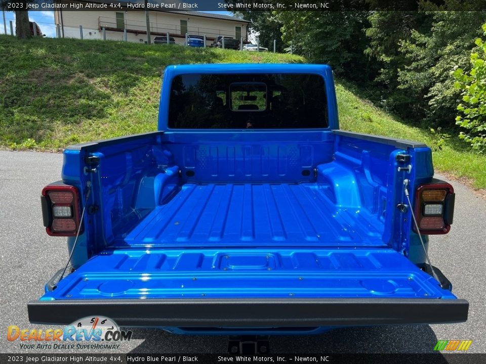 2023 Jeep Gladiator High Altitude 4x4 Hydro Blue Pearl / Black Photo #8