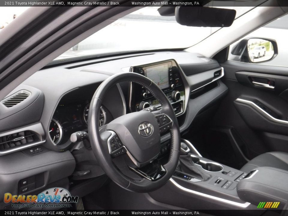 2021 Toyota Highlander XLE AWD Magnetic Gray Metallic / Black Photo #22