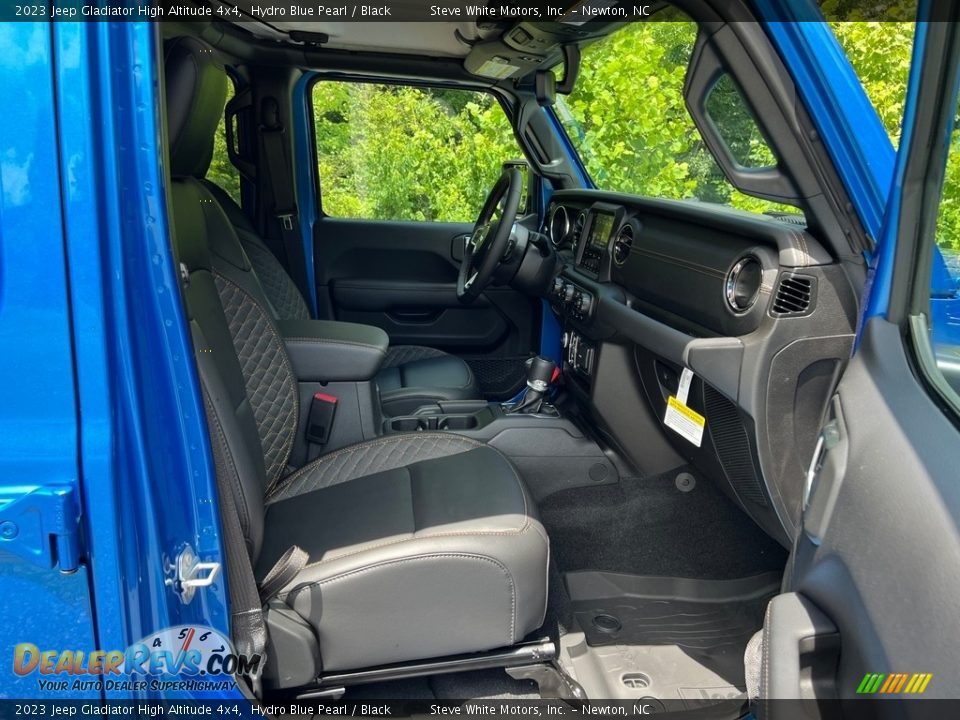 2023 Jeep Gladiator High Altitude 4x4 Hydro Blue Pearl / Black Photo #16