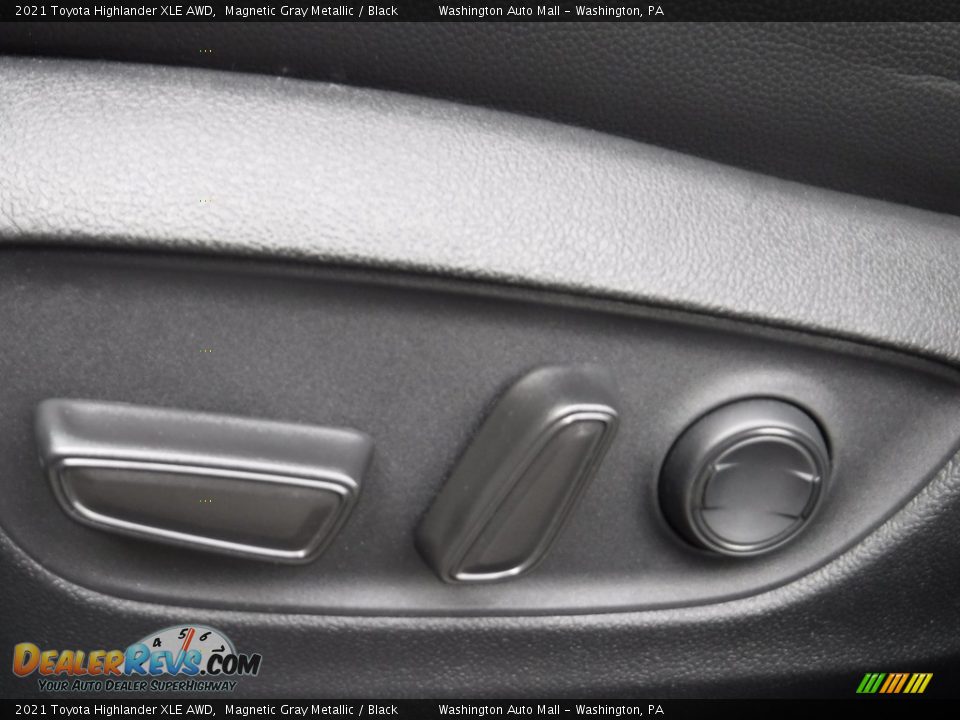 2021 Toyota Highlander XLE AWD Magnetic Gray Metallic / Black Photo #24
